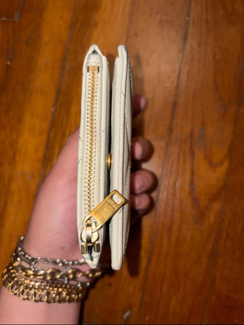 Saint Laurent Cream Quilted Leather Zip Wallet with Gold YSL Logo - Picture 3 of 6